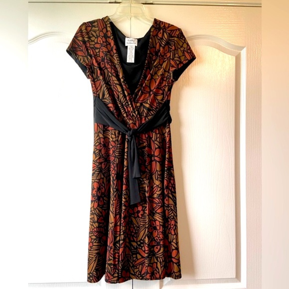 KATHY ROBERTS GEOMETRIC DRESS - Picture 6 of 6